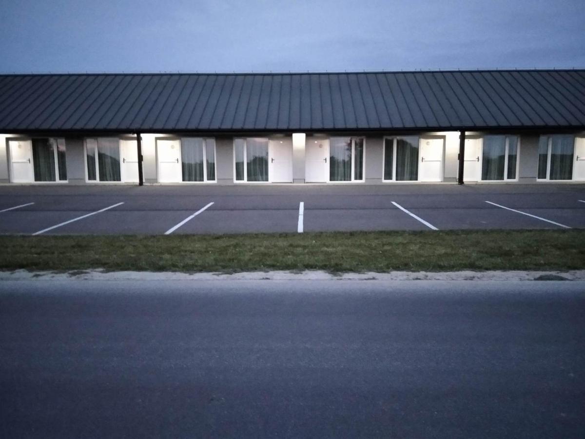 Motel Express Bogucin  ภายนอก รูปภาพ